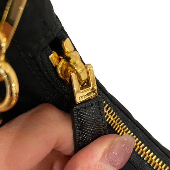 Prada Re-Edition 1995 Chaîne Re-Nylon mini-bag - Picture 6 of 9